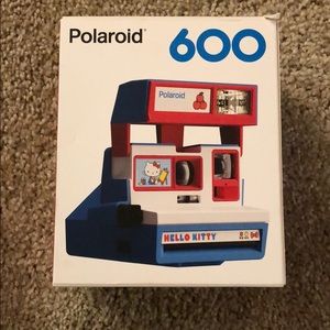 Polaroid Limited Edition Hello Kitty 600